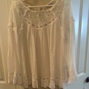 Lisa Robertson Elegant White Lace Women's Top